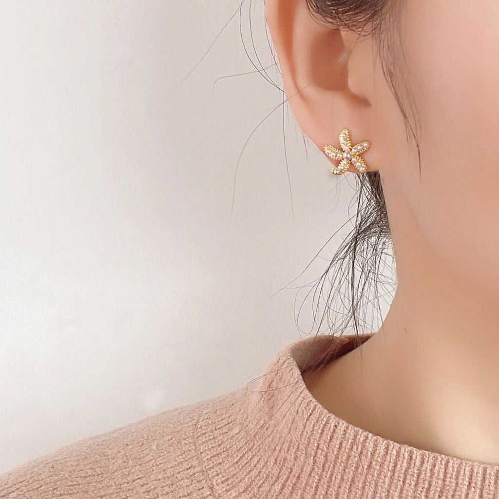Elegant Gold Alloy Pearl Starfish Ocean Stud & Clip On No Piercing Women's Fashion Earrings