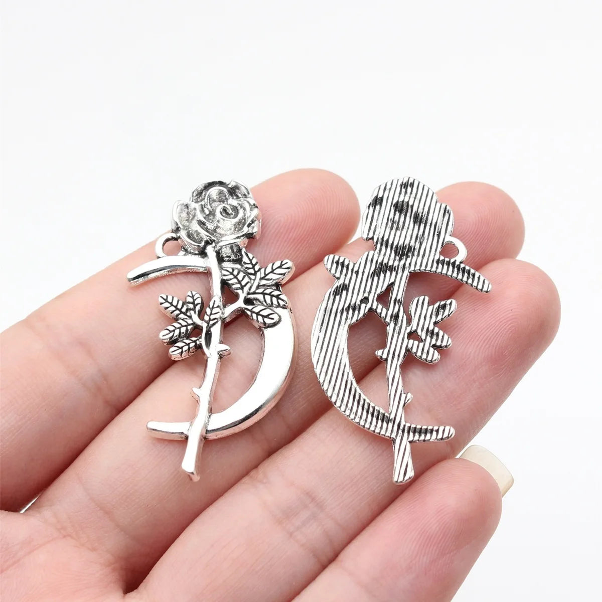 42x22mm 3.3g Antique Silver Zinc Alloy Moon Rose Flower Charm Pendant for DIY Necklace Jewelry