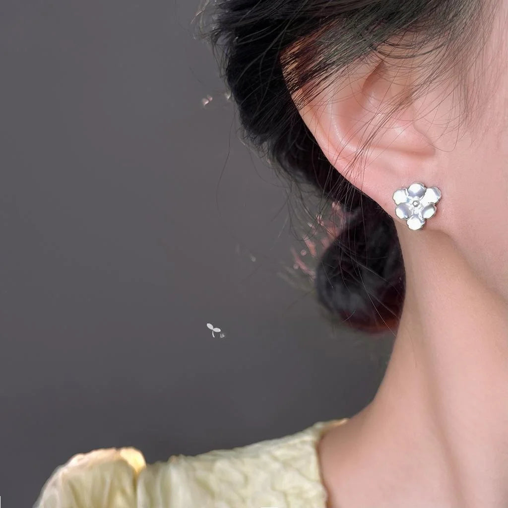 Matte Silver Plated Copper 3D Iris Flower Stud Earrings, Sweet Minimalist Style