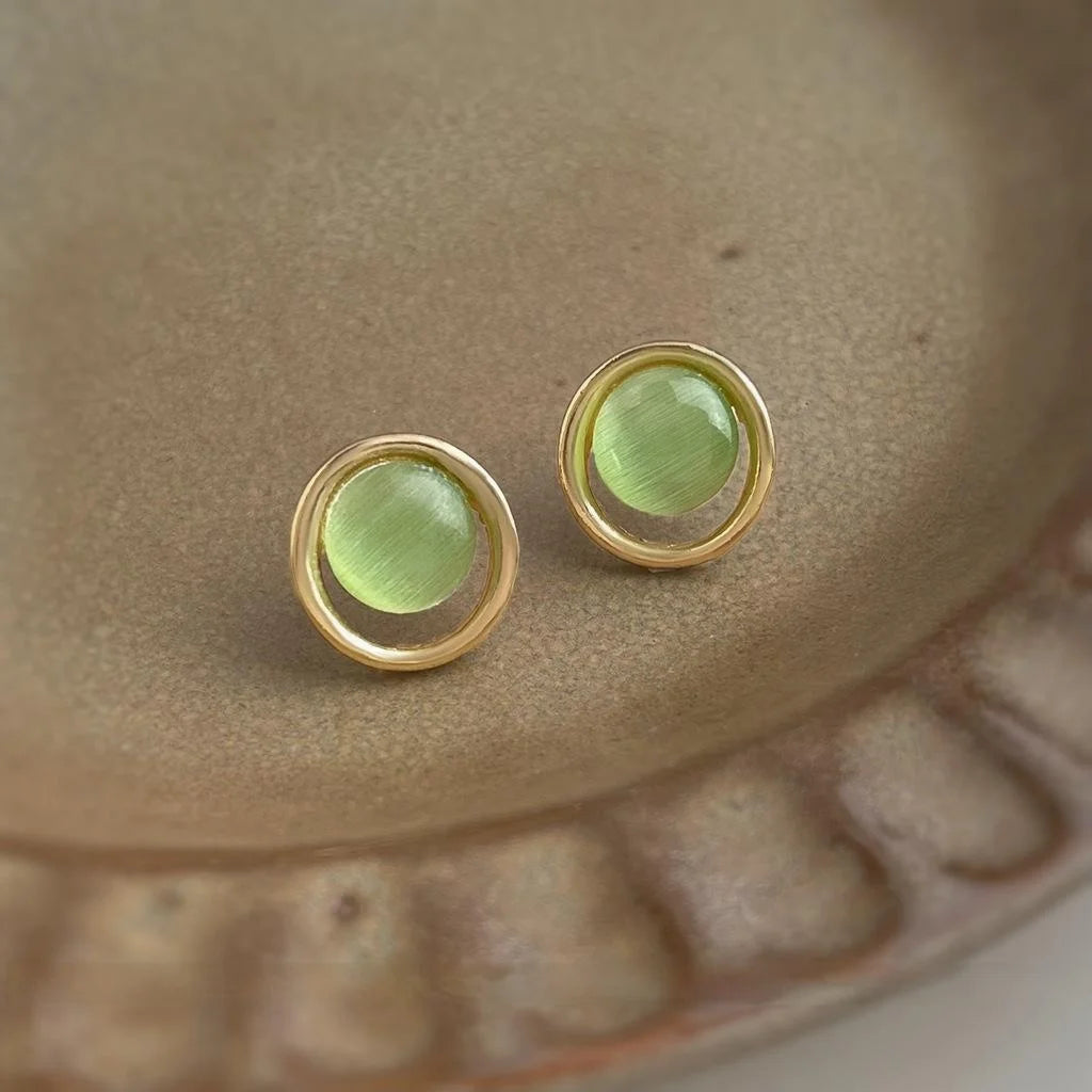 Fresh Green Glass Cat Eye Stone Round Geometric Copper Stud Earrings For Commuting