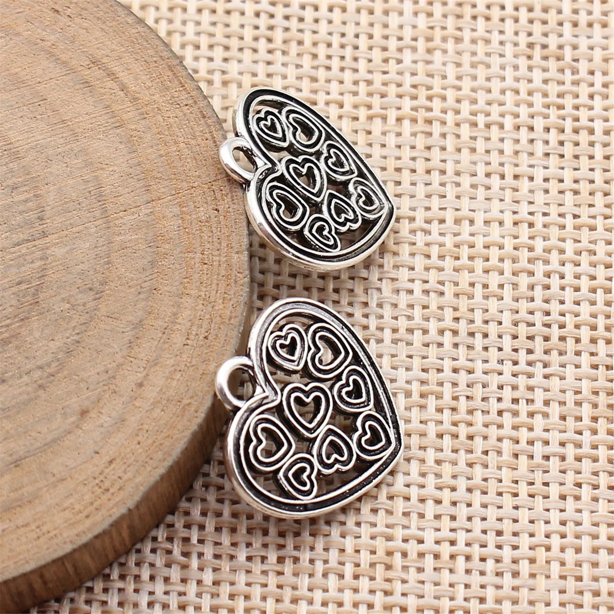 19x19mm 1.5g Antique Silver Zinc Alloy Hollow Heart Charm Pendant for DIY Bracelet Necklace Jewelry