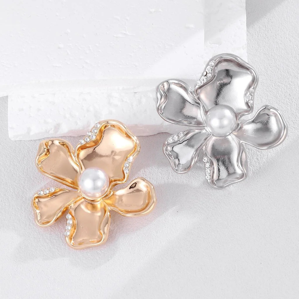Elegant Silver Alloy Flower Brooch With Rhinestone Accents And Pearl Center, Women's Lapel Pin Corsage Gift