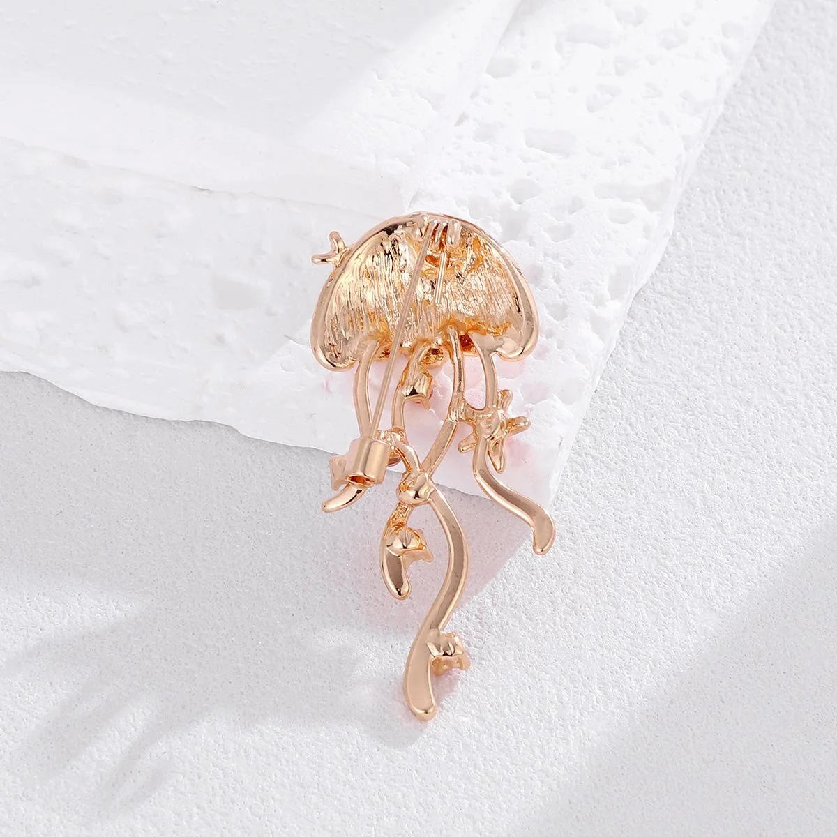 Luxury Jellyfish Starfish Rhinestone Enamel Brooch, Gold Tone Women's Lapel Pin Corsage Suit Accessory Gift