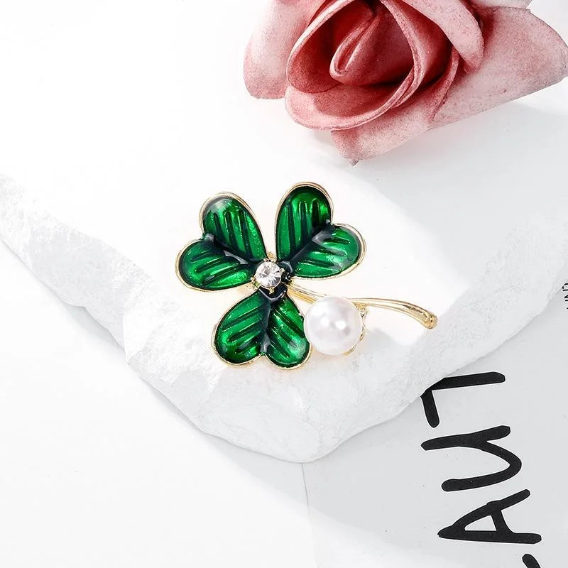 Elegant Green Enamel Three Leaf Clover Pearl Rhinestone Brooch Lapel Pin Corsage Suit Accessory Gift