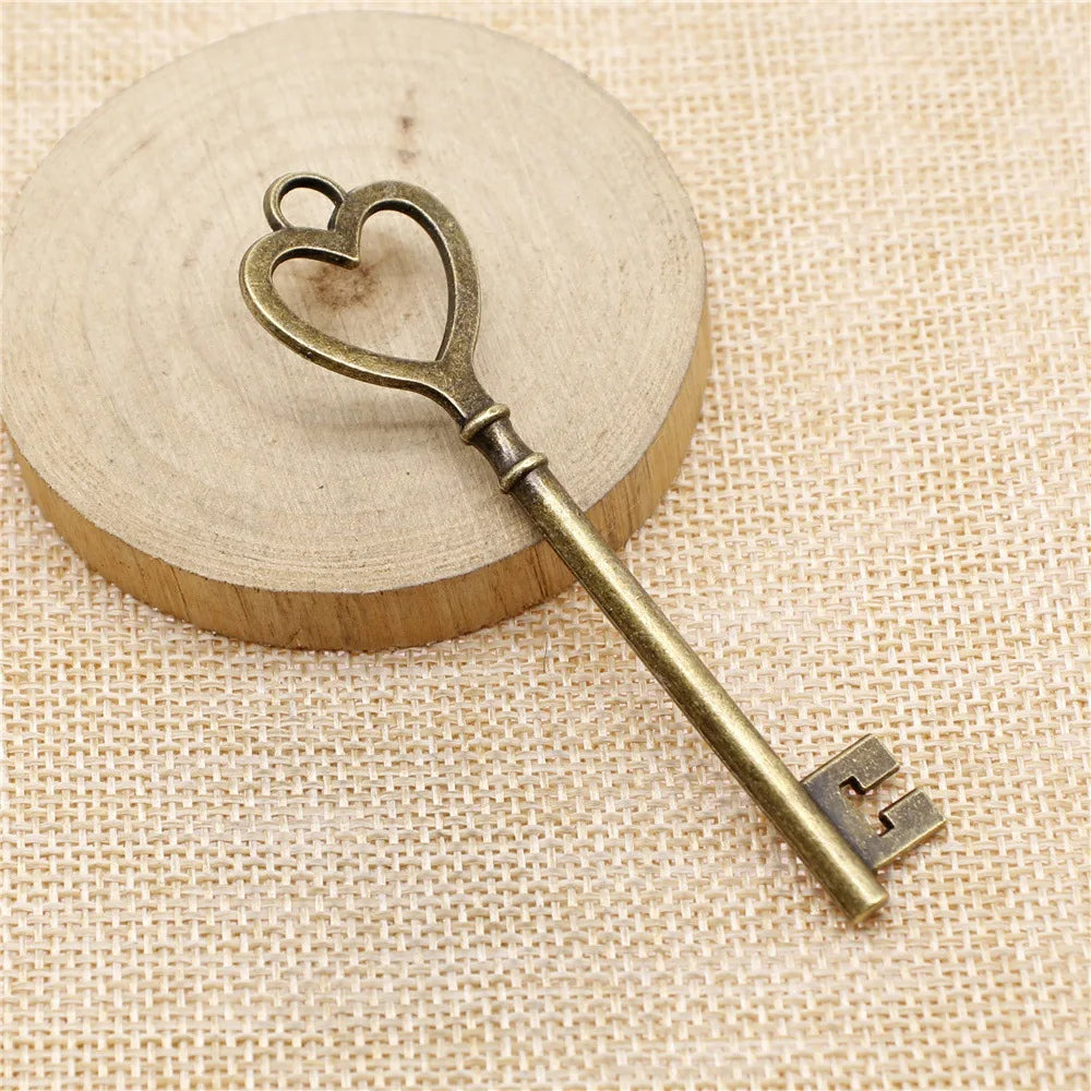 82mm 7.7g Multicolor Zinc Alloy Key Charm Pendant for DIY Jewelry Making