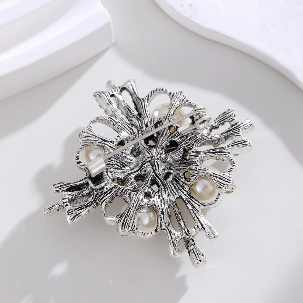Luxury Geometric Cross Pearl Rhinestone Brooch Silver Tone Alloy Lapel Pin Corsage Suit Accessory Gift