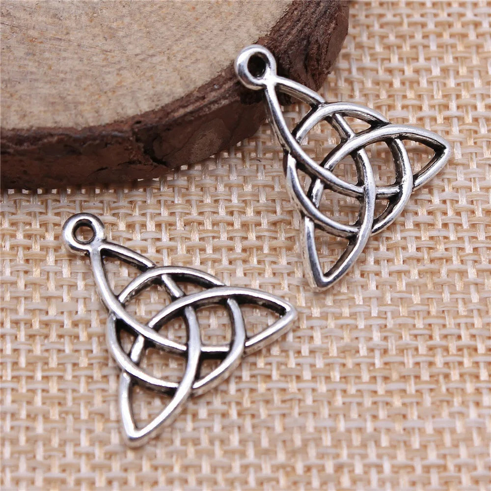 21x20mm 1.3g Antique Silver Zinc Alloy Celtic Amulet Celtic Knot Charm Pendant for Bracelet Necklace Making
