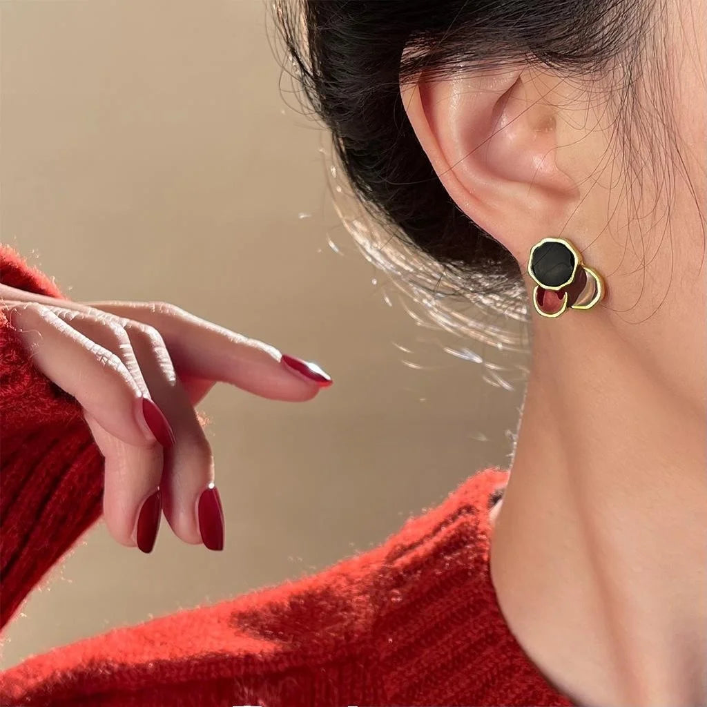 Minimalist Contrast Color Geometric Round Enamel Copper Stud Earrings