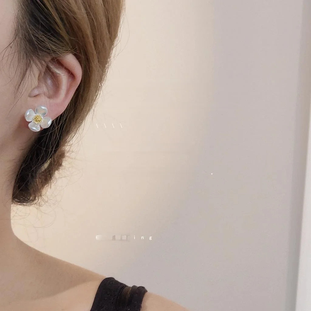 14K Gold Plated White Resin Flower Stud Earrings For Women Style Jewelry