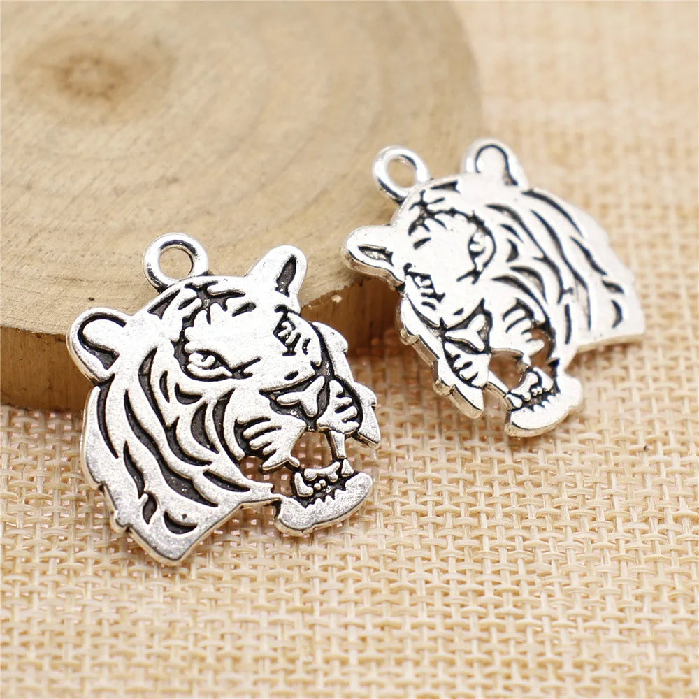27x24mm 4.5g Antique Silver Zinc Alloy Double Sided Tiger Head Charm Pendant for DIY Necklace Making