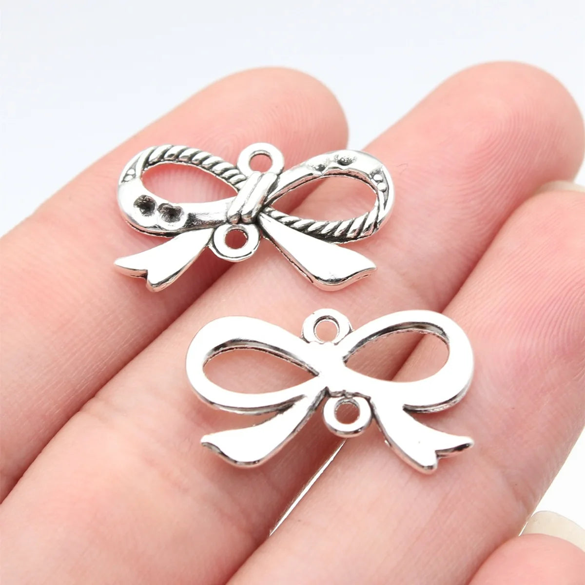 23x13mm 1.35g Antique Silver Zinc Alloy Bowknot Butterfly Connector Charm for DIY Jewelry Making
