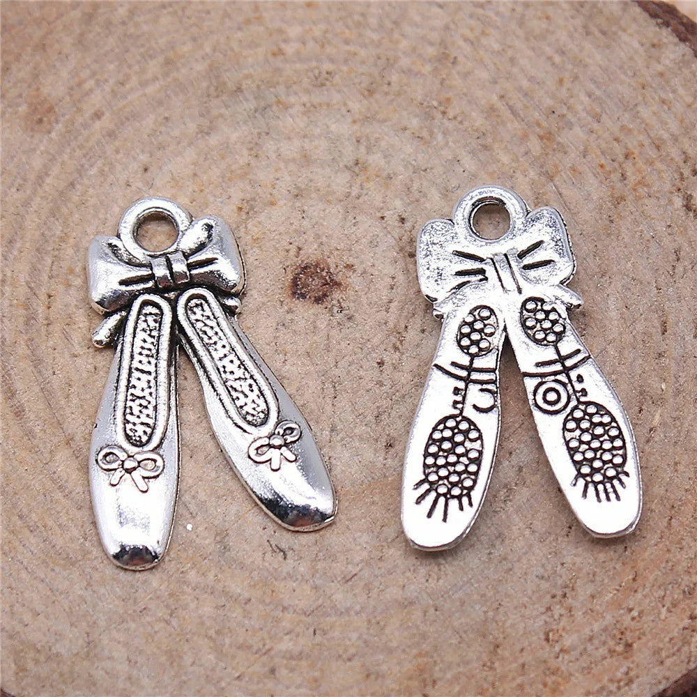 20x13mm 1.3g Multicolor Zinc Alloy Embroidered Shoe Charm Pendant for DIY Necklace Bracelet Making