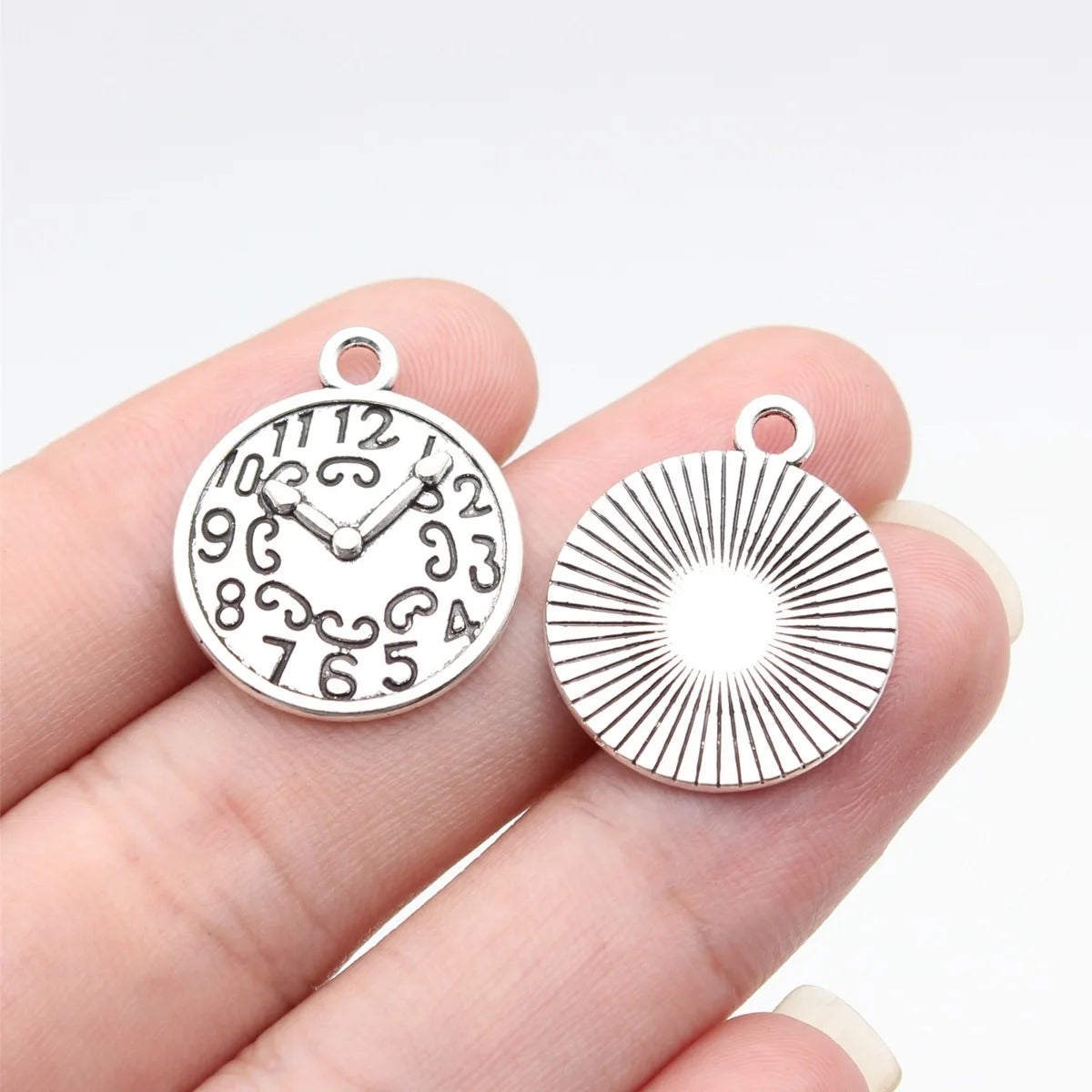 22x19mm 1.6g Multicolor Zinc Alloy Clock Charm Pendant for Necklace Bracelet DIY Jewelry