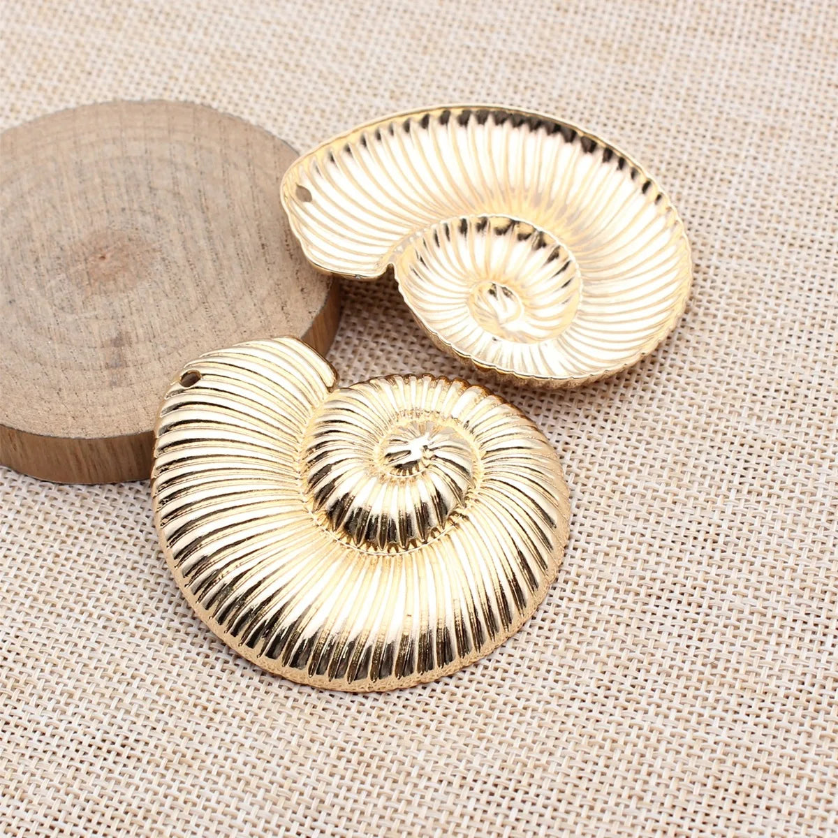 58x49mm 12g KC Gold Plated Zinc Alloy Conch Shell Charm Pendant for DIY Necklace Jewelry Making