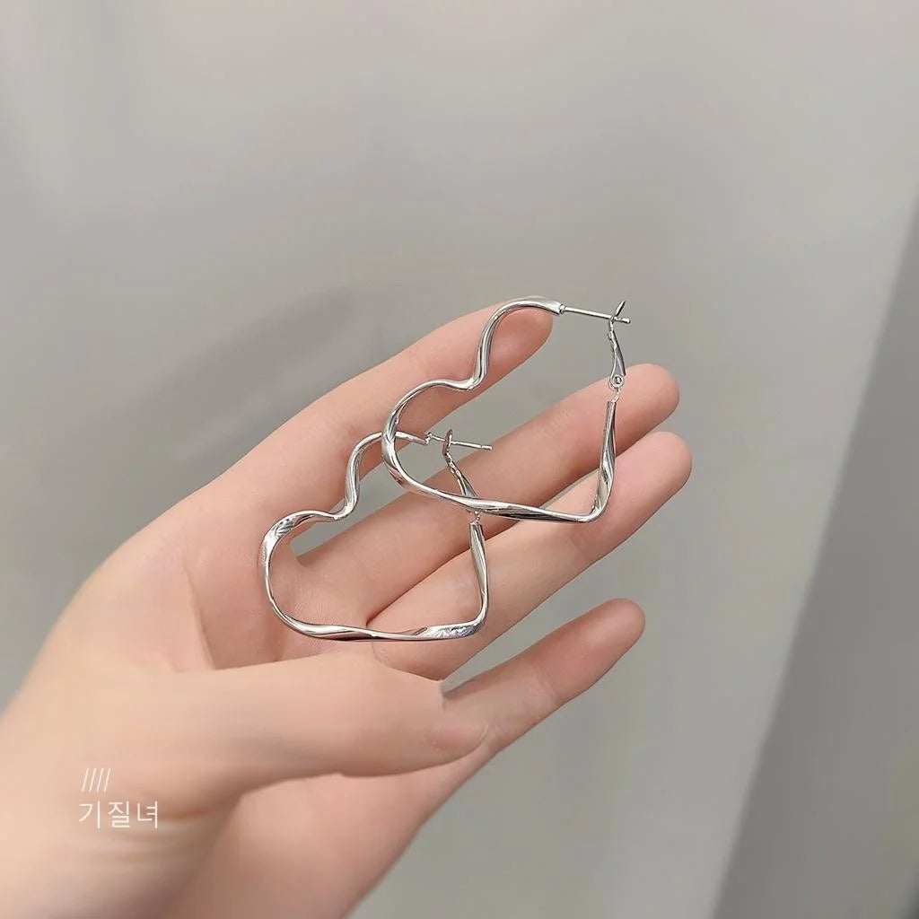 Silver Plated Copper Heart Stud Earrings For Women Korean Japanese Fashion Jewelry