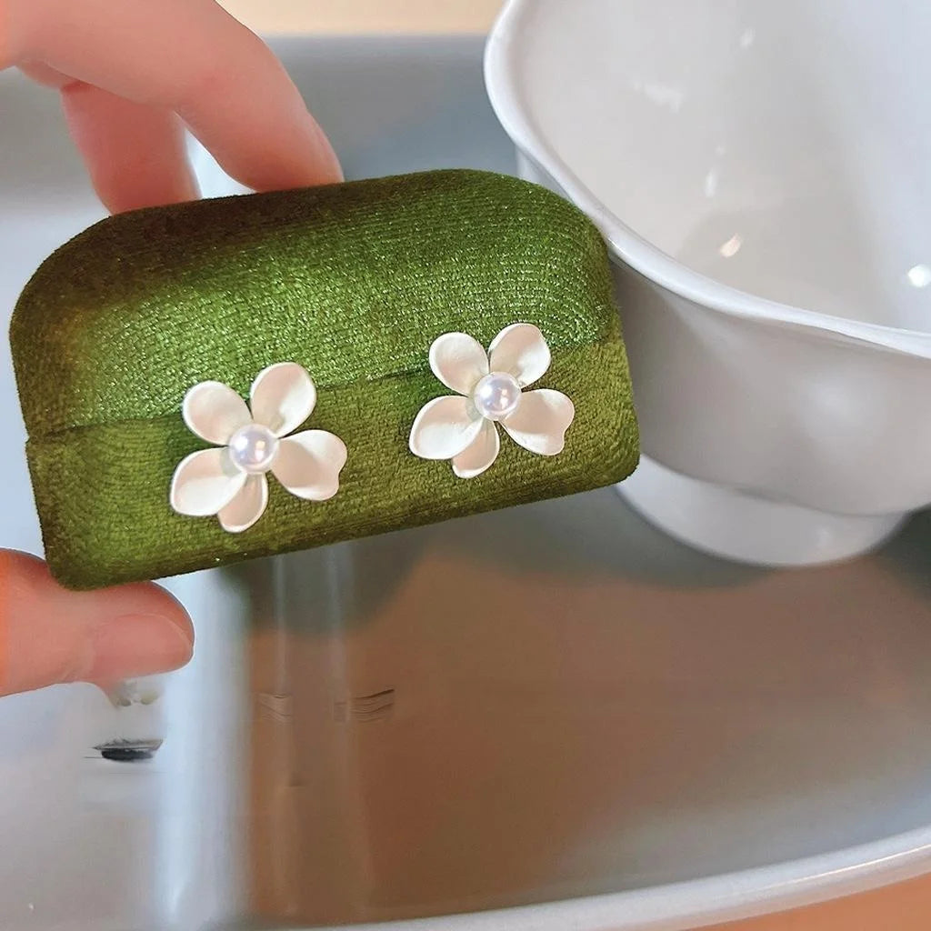 Matte Enamel Floral Alloy Stud Earrings With Silver Plated Pins, Fresh Lily Flower Style