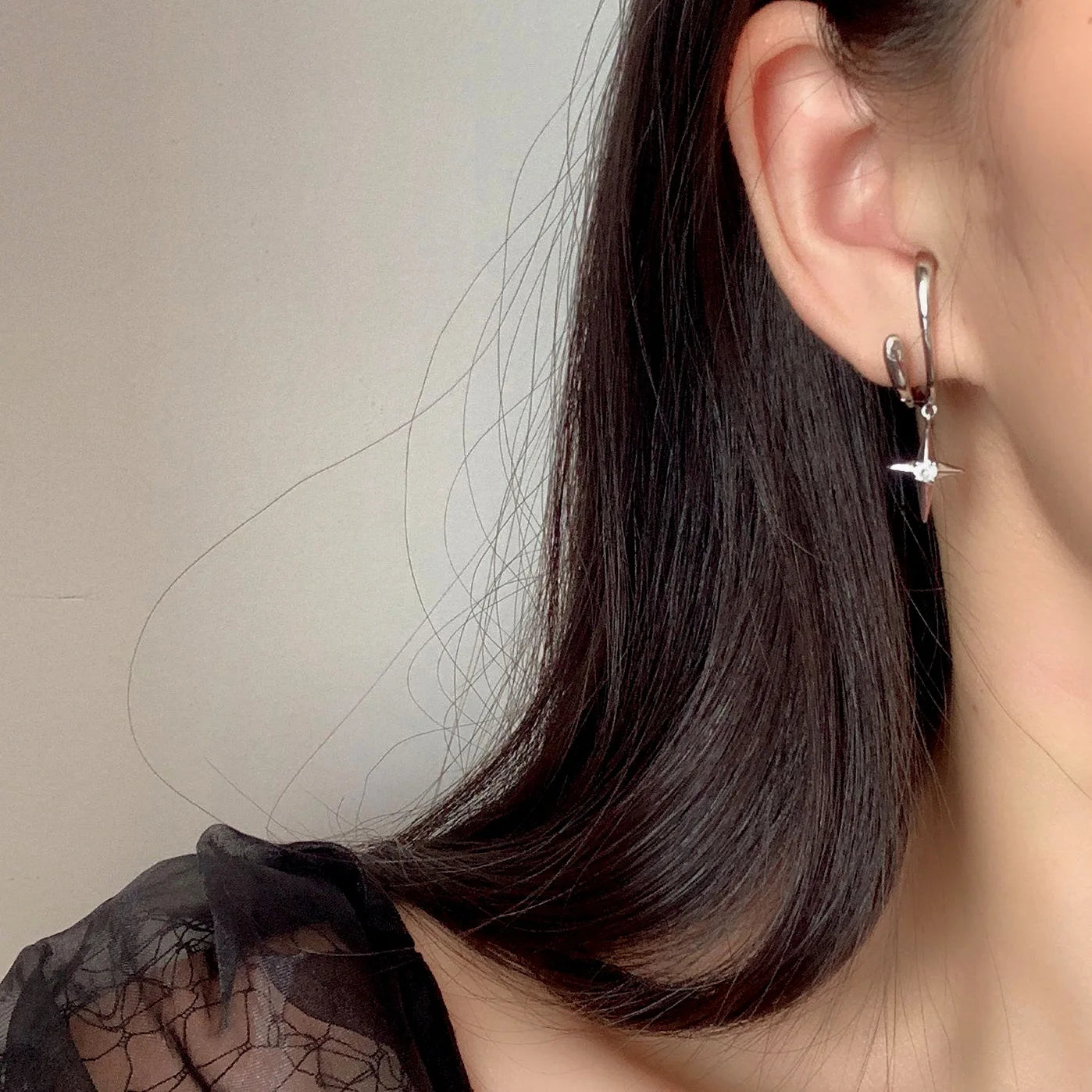 Elegant Silver Alloy Star Zircon Ear Cuff Hoop Stud & Clip On No Piercing French Earrings