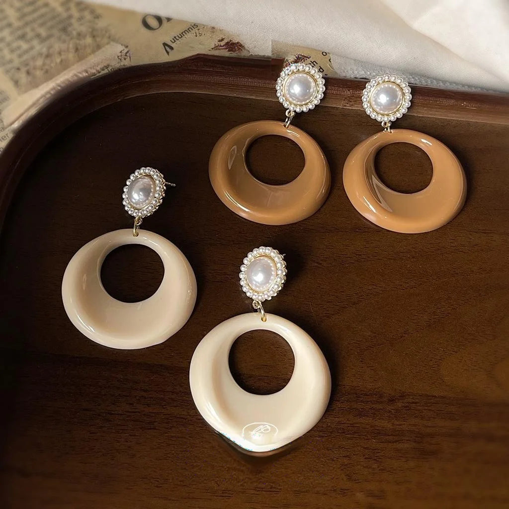 Vintage Maillard Style Resin Round Geometric Hoop Drop Earrings For Women