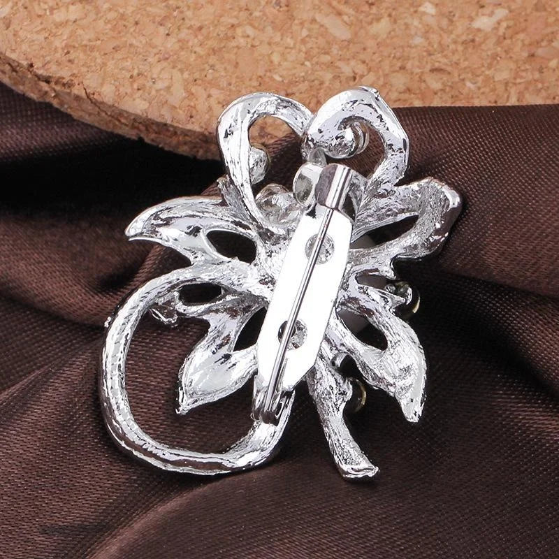 Elegant Korean Style Pearl Rhinestone Flower Brooch Pin For Bridal Corsage Shawl Clasp Lapel Suit Accessory