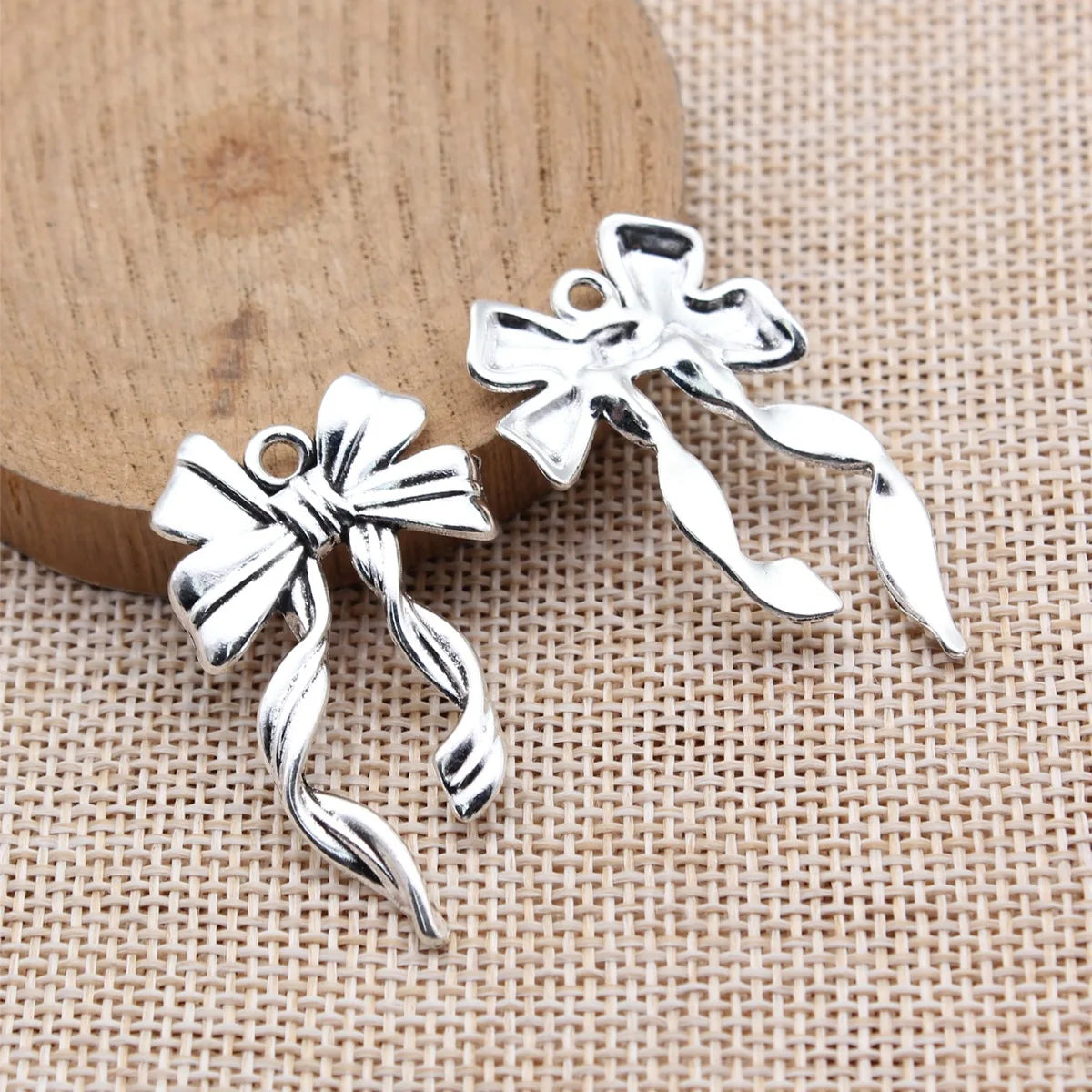 41x23mm 3.1g Antique Silver Zinc Alloy Bowknot Butterfly Charm Pendant for DIY Necklace Bracelet Jewelry Making