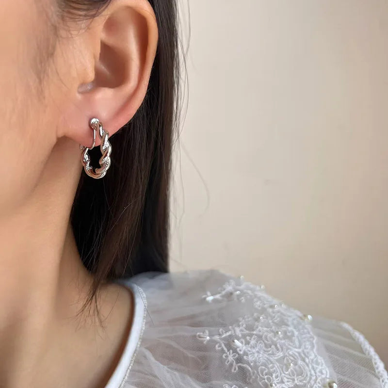 Vintage Silver Alloy Twisted Hoop Spiral Circle Stud & Clip On No Piercing Women's Fashion Earrings