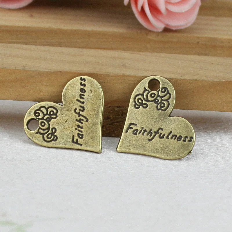 21x18MM Zinc Alloy Heart Charm Pendant for DIY Necklace Bracelet Jewelry Making