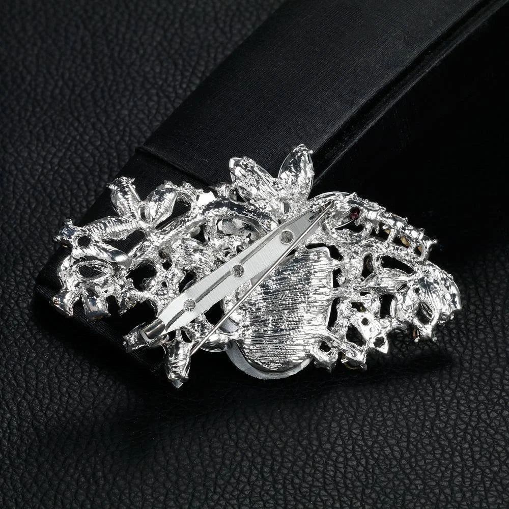 Elegant Blue Rhinestone Crystal Flower Brooch Alloy Luxury Lapel Pin Corsage Suit Accessory Gift