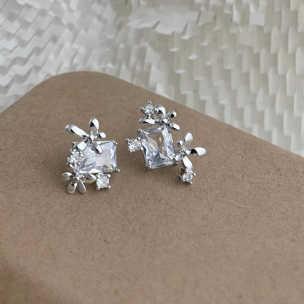 Silver Plated Copper Zircon Flower Cluster Stud Earrings Simple Sweet Designer Jewelry