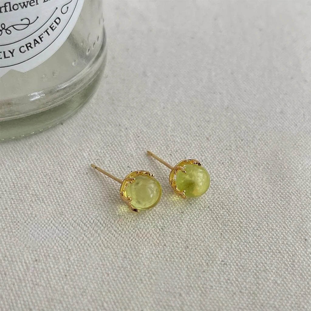 Minimalist French Retro Green Pearl Stud Earrings Copper Round Bead Elegant Jewelry