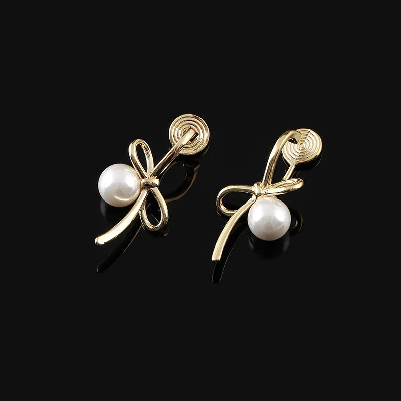 Elegant Gold Alloy Bowknot Pearl Spiral Stud & Clip On No Piercing Lightweight Luxury Drop Earrings