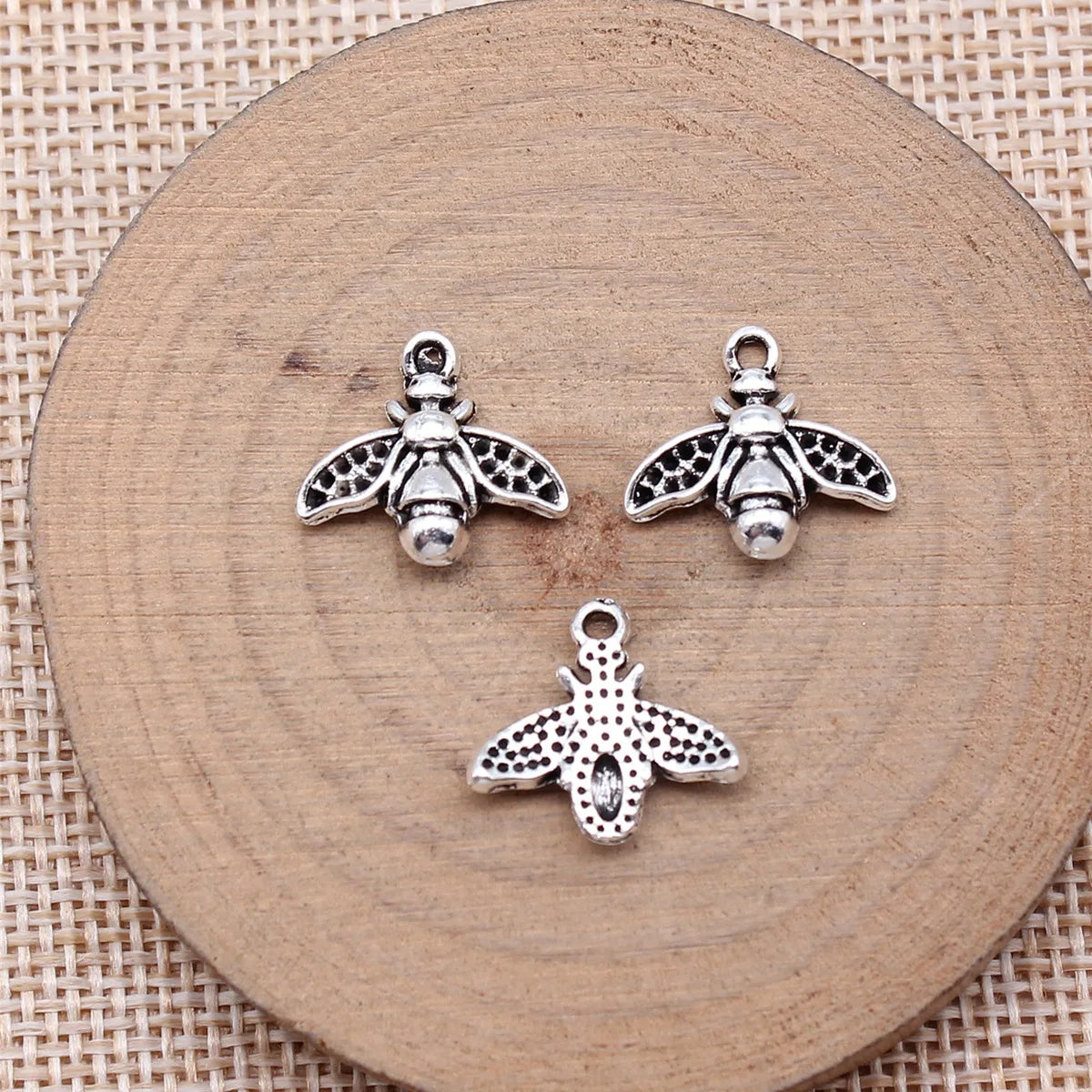 14x16mm 0.7g Antique Silver Zinc Alloy Bee Charm Pendant for DIY Necklace Bracelet Jewelry Making