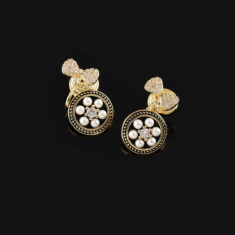 Vintage Pearl Flower Bow Rhinestone Round Stud & Clip On No Piercing Women's Fashion Earrings
