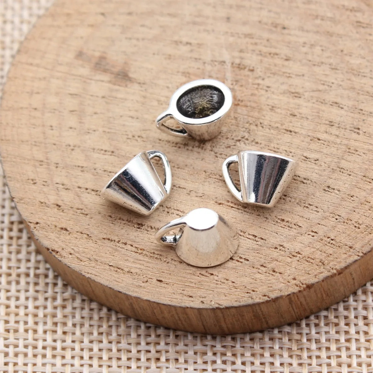 11.6x8x7.1mm 0.98g Antique Silver Zinc Alloy 3D Cup Charm Pendant for DIY Necklace Bracelet Jewelry