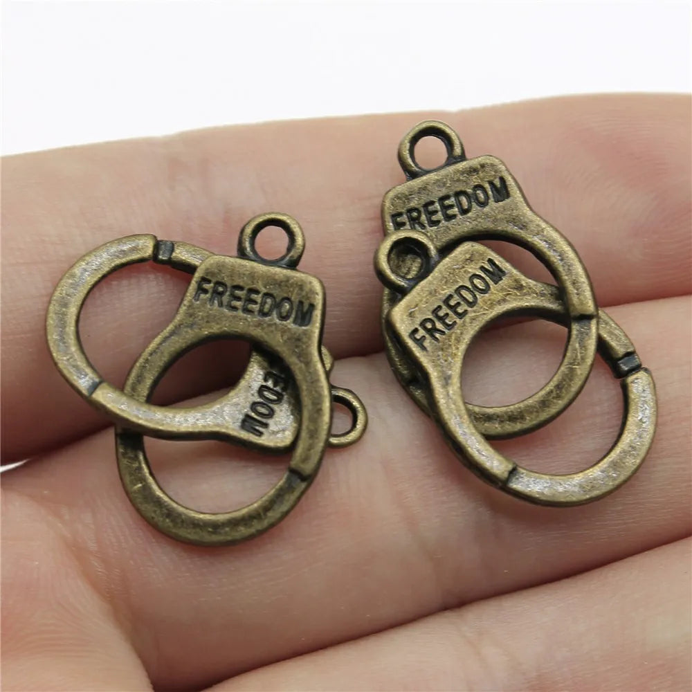 23x15mm 3g Multicolor Zinc Alloy Handcuffs Connector Charm for DIY Bracelet Necklace Making