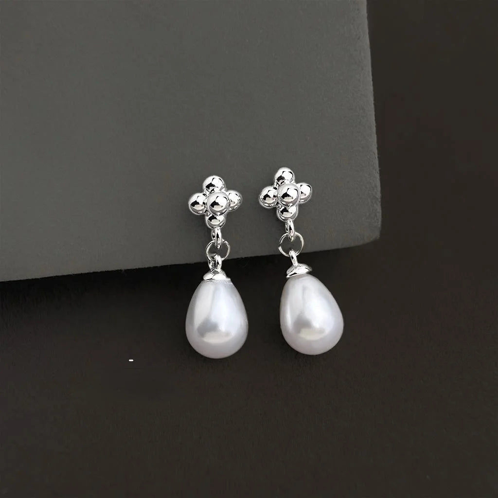 High-End Creative Pearl Teardrop Geometric Copper Drop Earrings With Silver Plated Pins