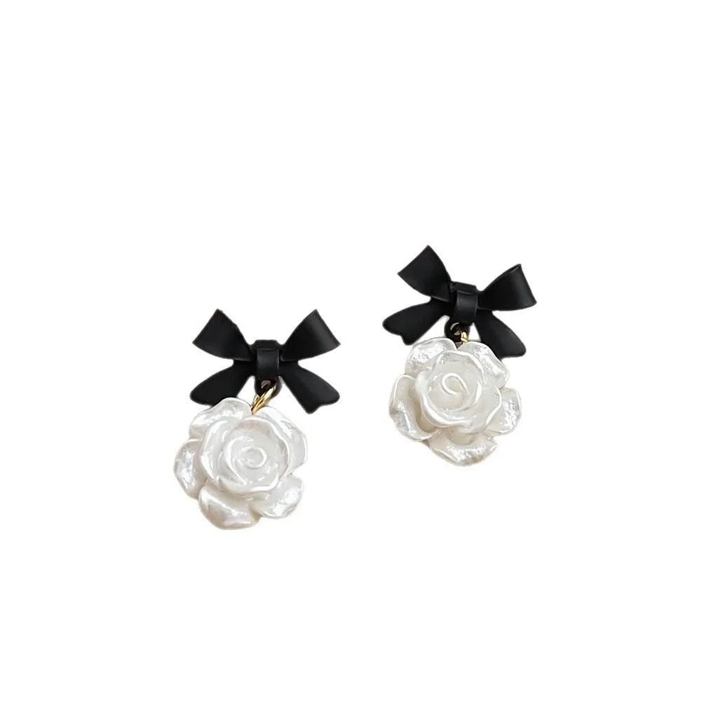 Resin Flower Bow Stud Earrings With Silver Plated Pins, Korean Japanese Statement Jewelry