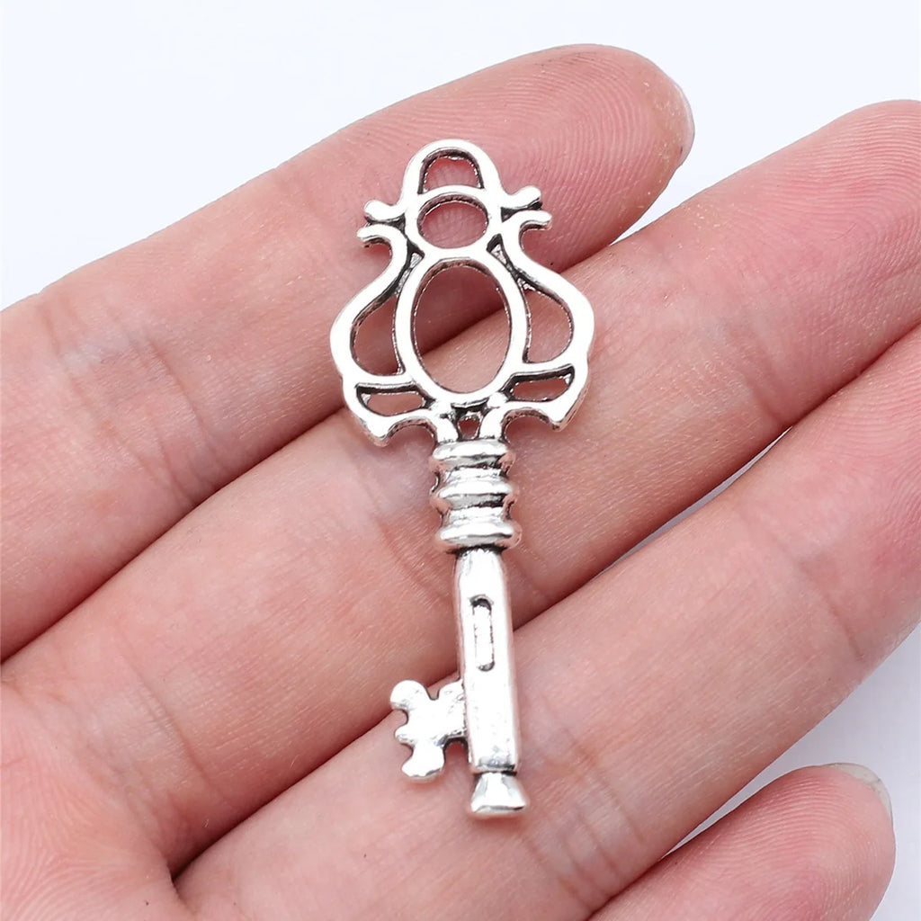 45x17mm 3.3g Antique Silver Tone Zinc Alloy Key Charm Pendant for Necklace Bracelet DIY Jewelry