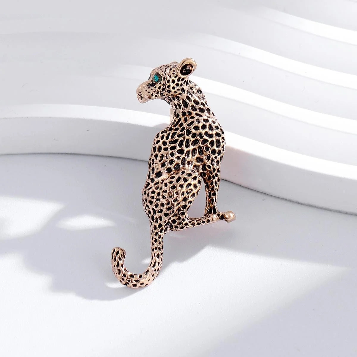 Vintage Leopard Brooch With Black Enamel Spots And Green Rhinestone Eye, Elegant Alloy Lapel Pin Gift