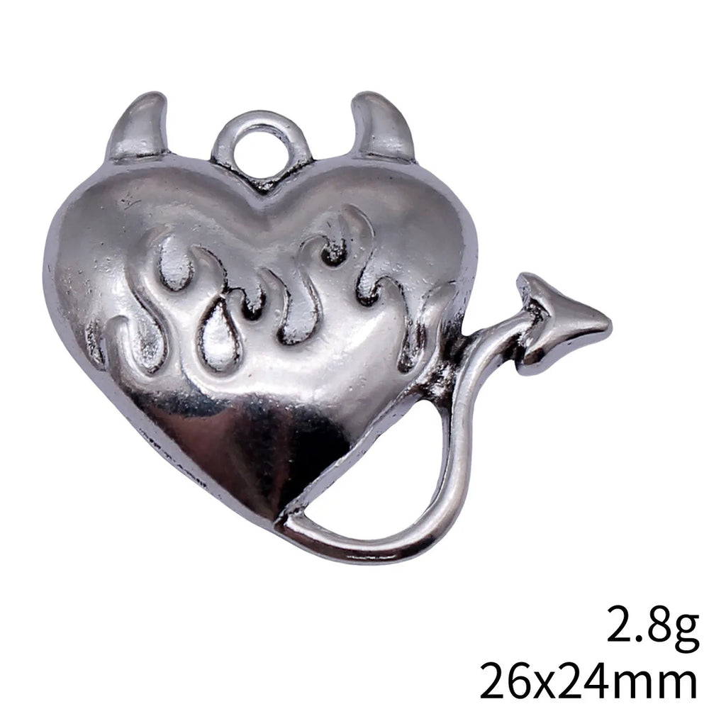 26x24mm 2.8g Antique Silver Zinc Alloy Gothic Heart Devil Charm Pendant for DIY Jewelry Making