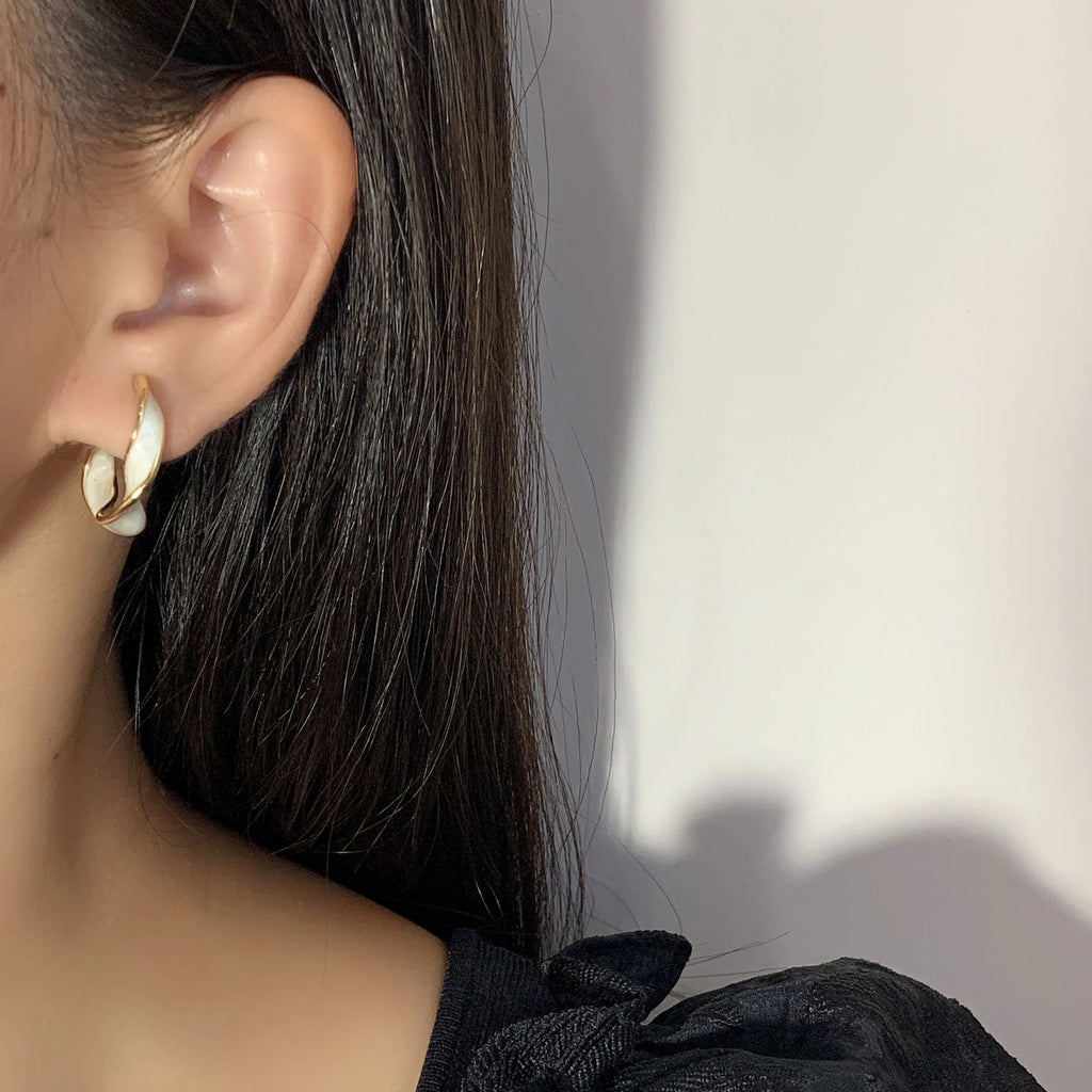 Elegant French White Enamel Spiral C Hoop Alloy Stud & Clip On No Piercing Statement Earrings