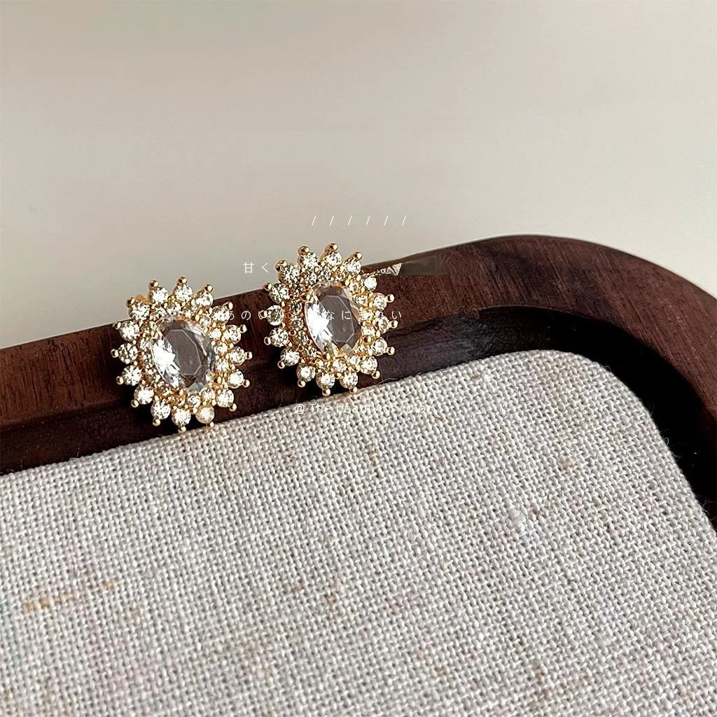 Light Luxury Copper Zircon Oval Geometric Sun Stud Earrings For Women