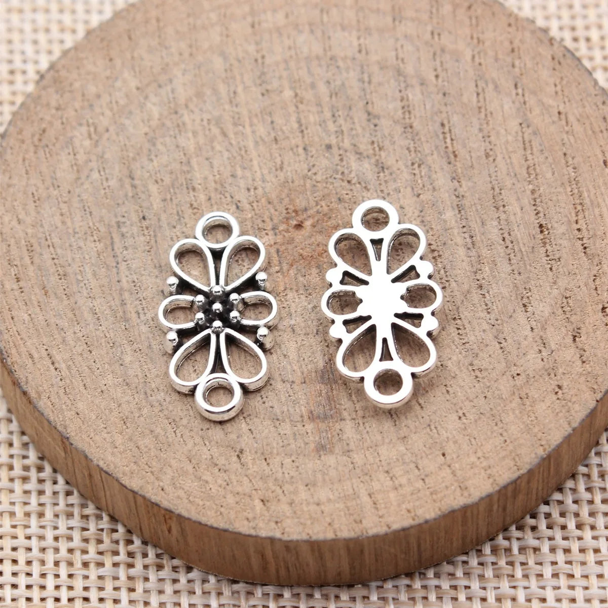 22x11mm 1.1g Multicolor Zinc Alloy Flower Filigree Connector Charm for DIY Jewelry Accessories