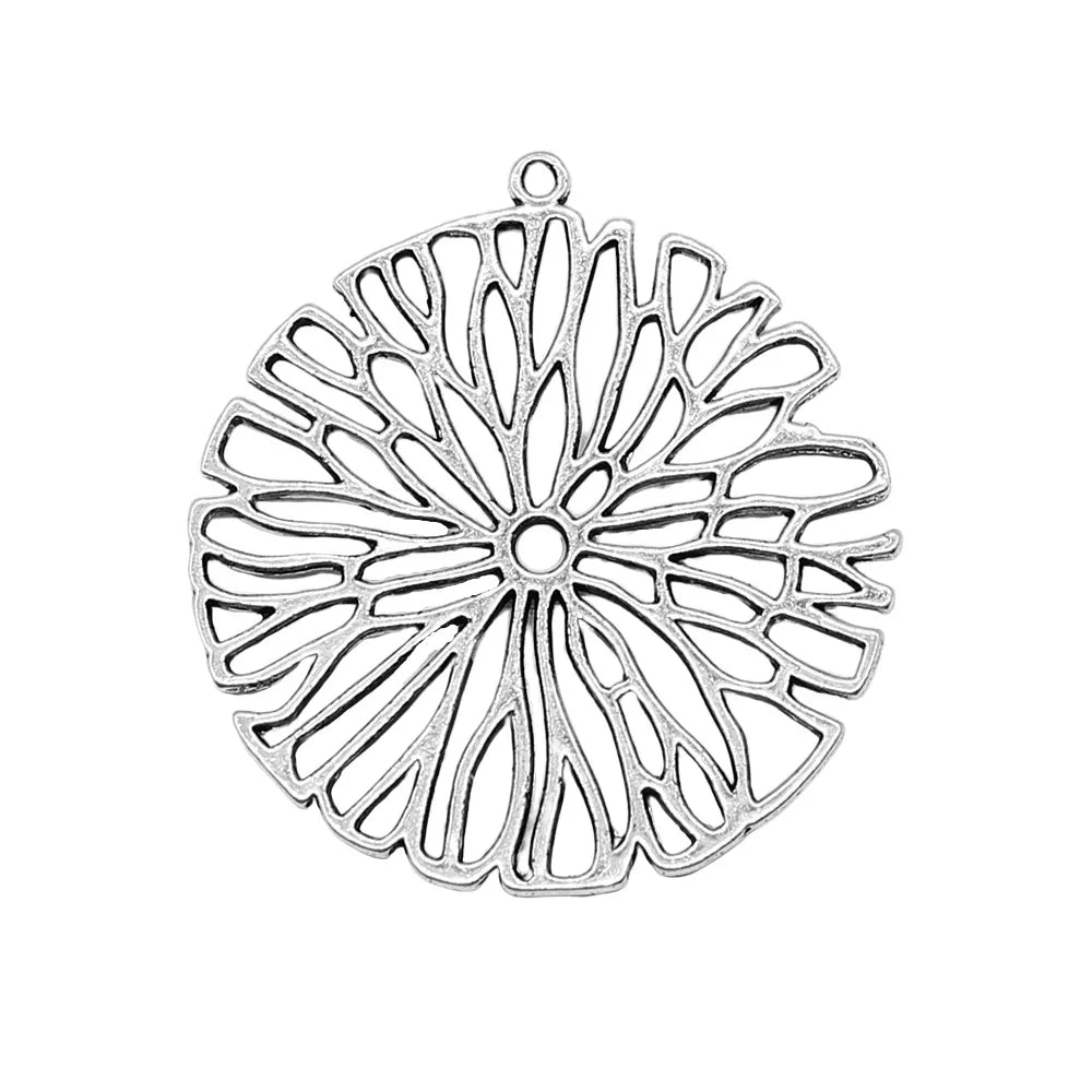 37x40mm 4.8g Antique Silver Zinc Alloy Hollow Filigree Flower Charm Pendant for DIY Jewelry Making