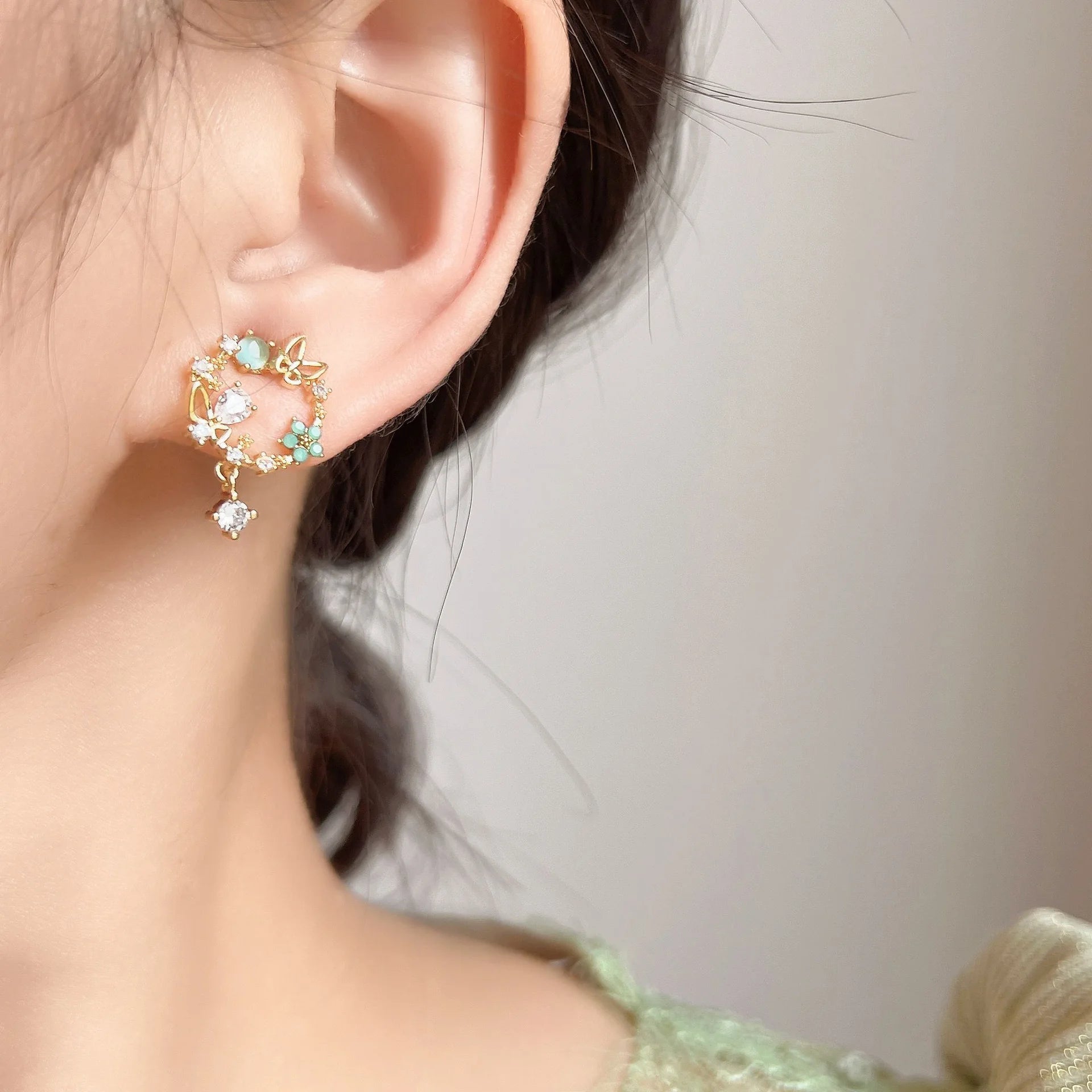 Elegant Green Floral Wreath Butterfly Zircon Alloy Stud & Clip On No Piercing Dangle Earrings