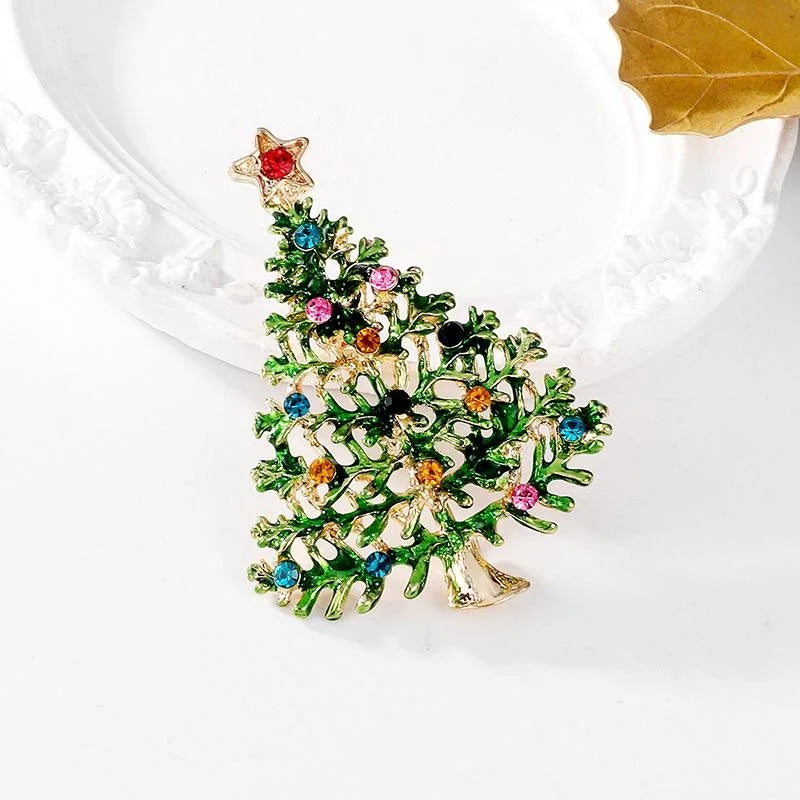 Elegant Enamel Christmas Tree Brooch With Colorful Rhinestones, Star Top Lapel Pin Corsage Gift