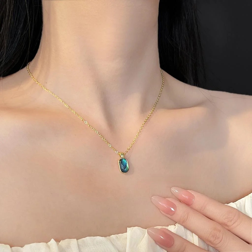 Abalone Shell Real Gold Plated Geometric Rectangle Clavicle Necklace Light Luxury Jewelry