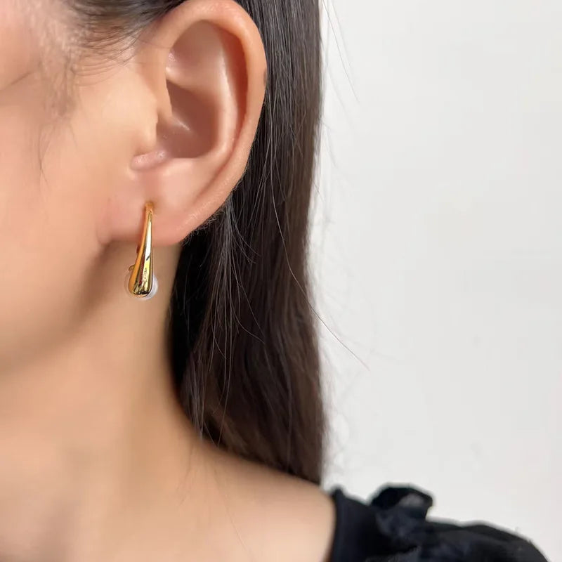 Elegant Gold Alloy Teardrop Hoop Pearl Stud & Clip On No Piercing Spiral Disc Women's Earrings