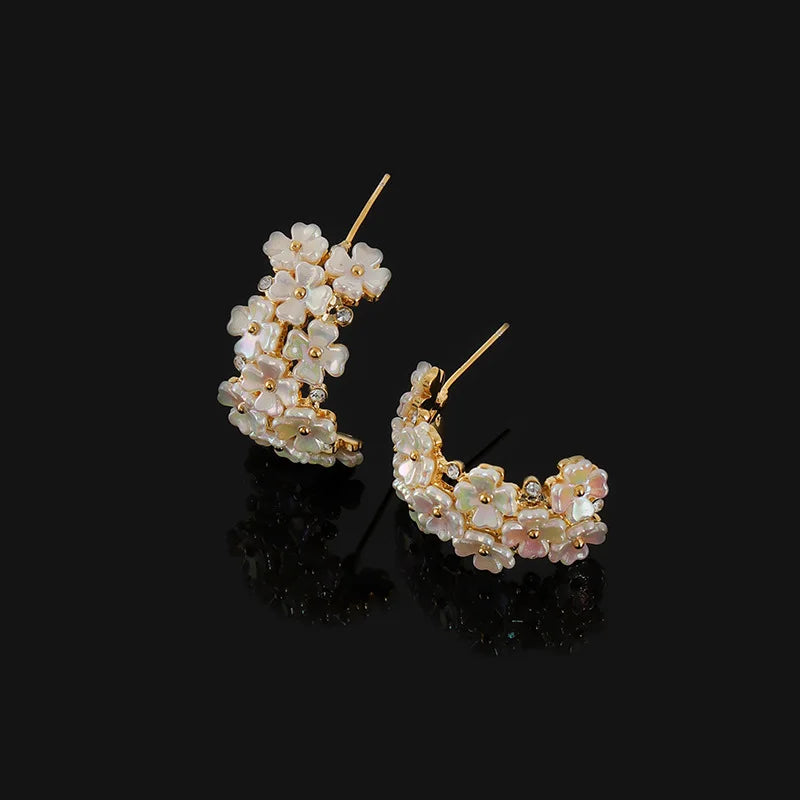 Elegant Pearl Flower C Hoop Stud & Clip On No Piercing Rhinestone Spiral Gold Alloy Earrings