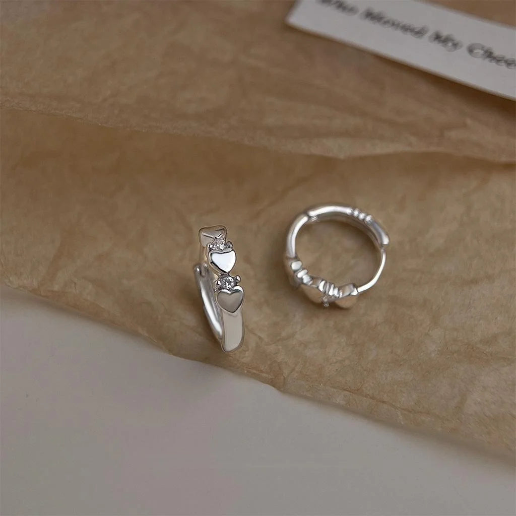 Korean Style Silver Tone Copper Zircon Heart Stud Earrings Sweet Cool Minimalist Jewelry