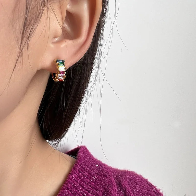 Elegant Colorful Zircon Spiral Hoop Stud & Clip On No Piercing Alloy Contrast Circle Ear Cuff Earrings